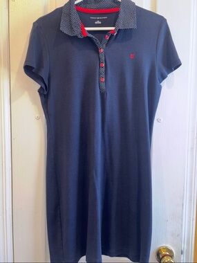 TOMMY HILFIGER BLUE SHORT SLEEVE DRESS 4 BUTTON CLOSURE NECKLINE
SIZE LARGE
